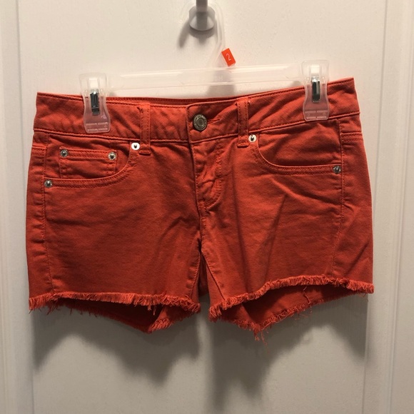 American Eagle Outfitters Pants - 2/$25 American eagle short shorts